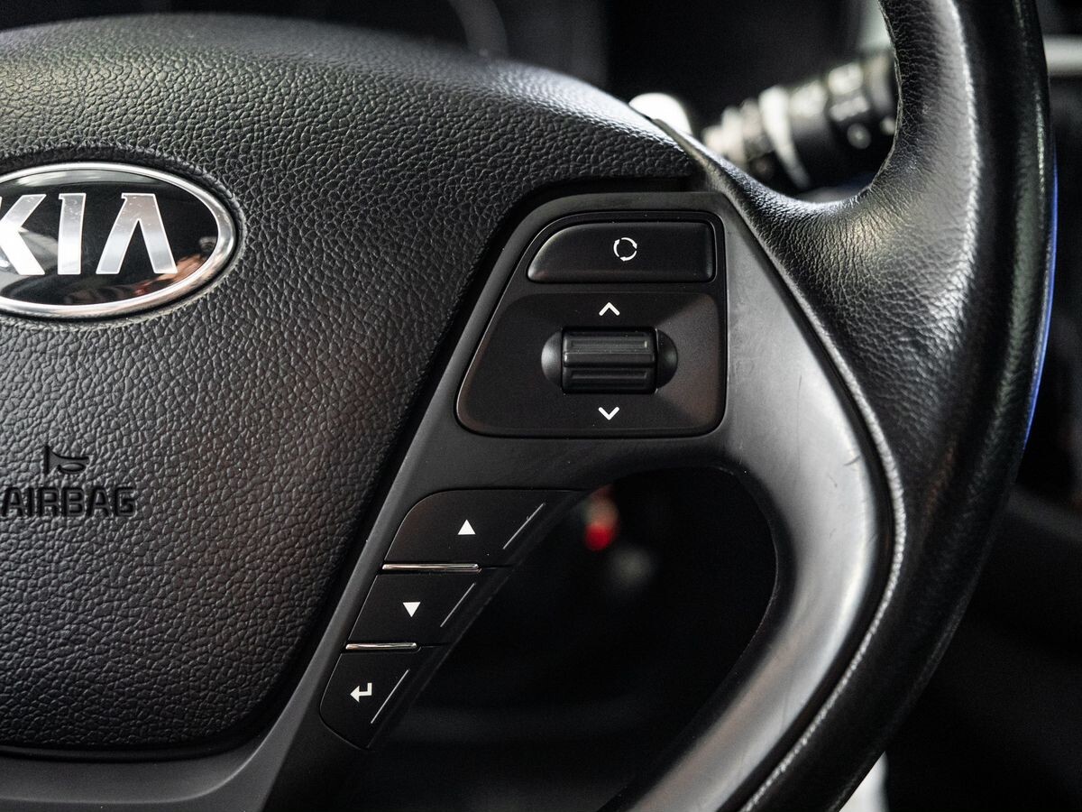 Kia Ceed 2018 - фото автомобиля