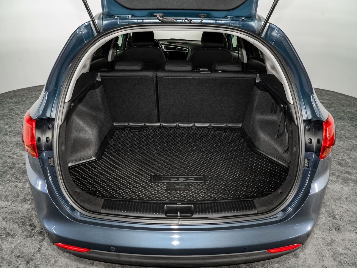 Kia Ceed 2018 - фото автомобиля