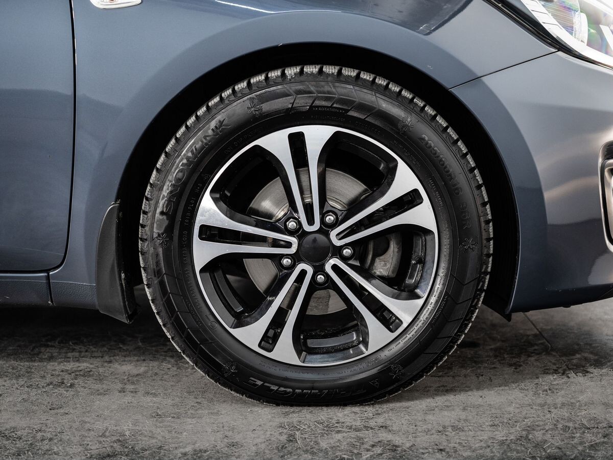 Kia Ceed 2018 - фото автомобиля