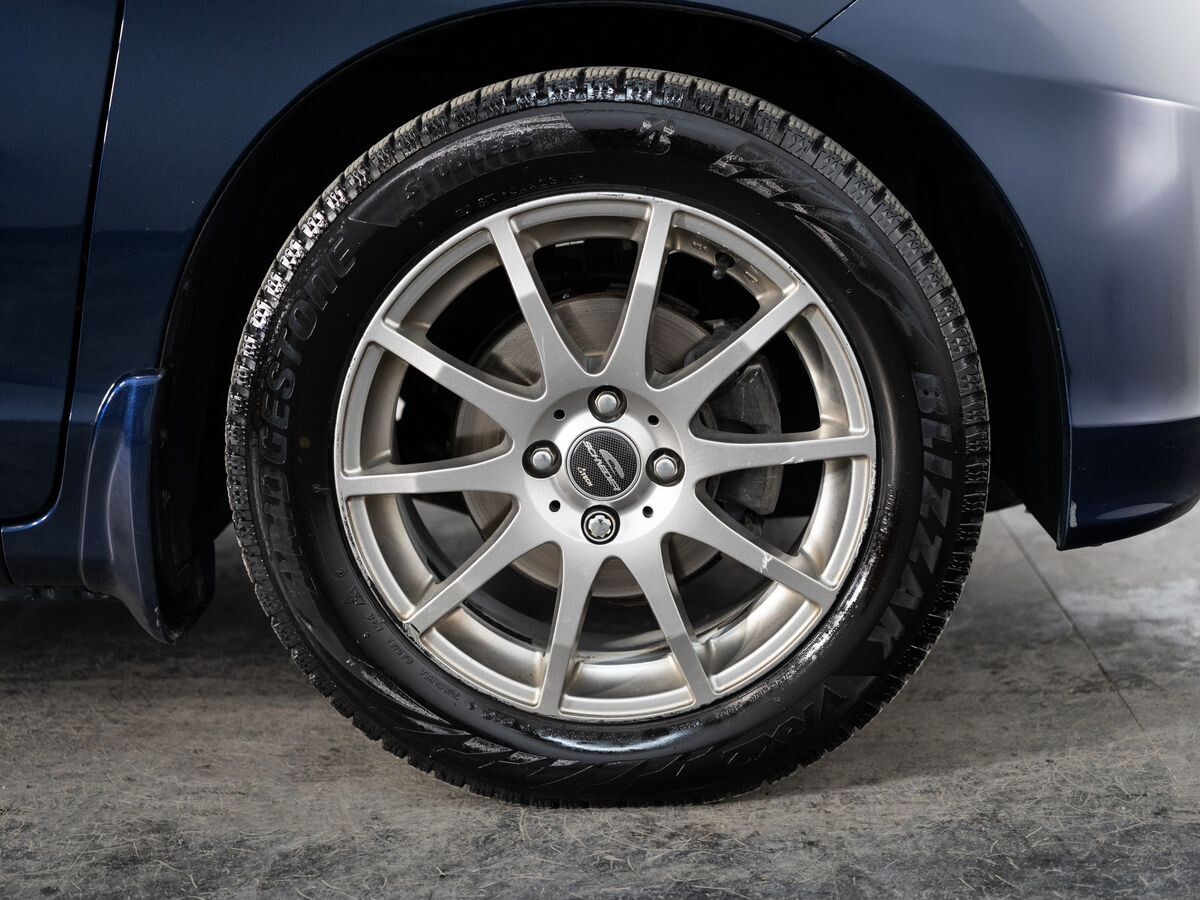 Honda Freed 2009 - фото автомобиля