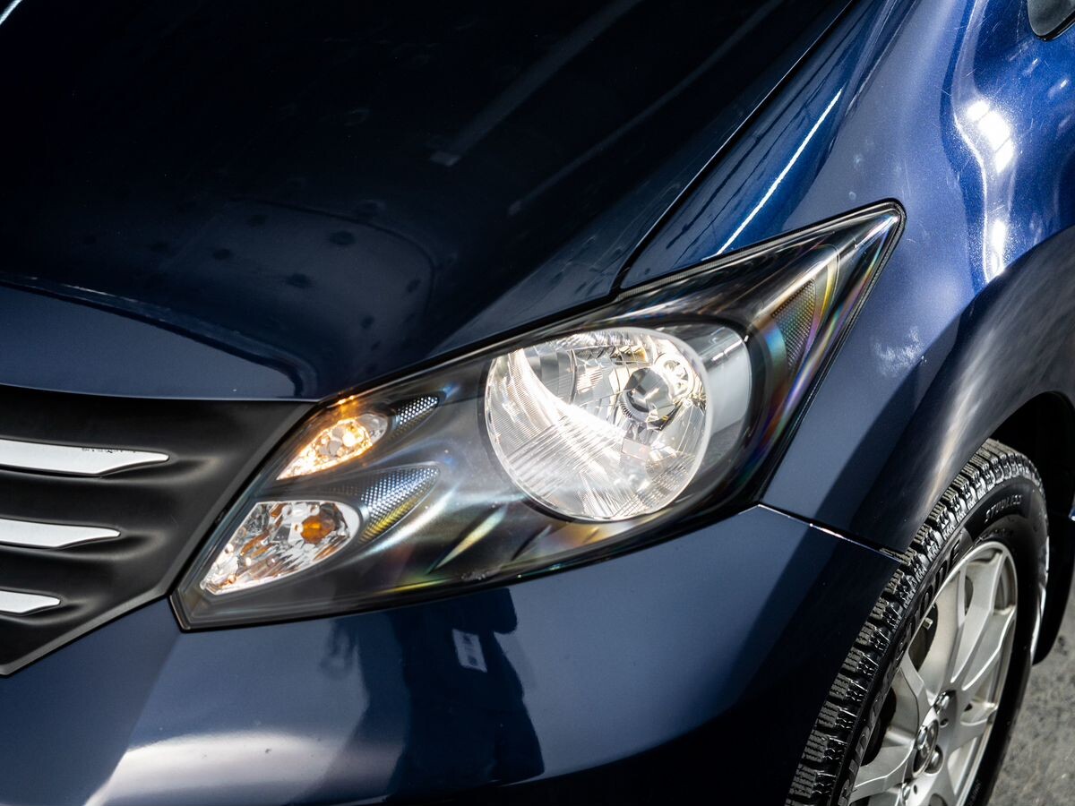 Honda Freed 2009 - фото автомобиля