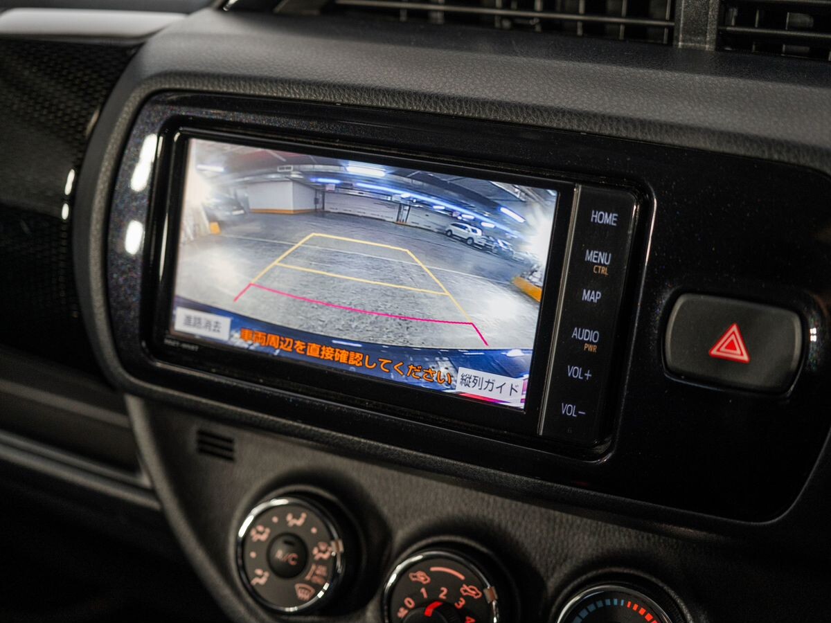 Toyota Vitz 2019 - фото автомобиля