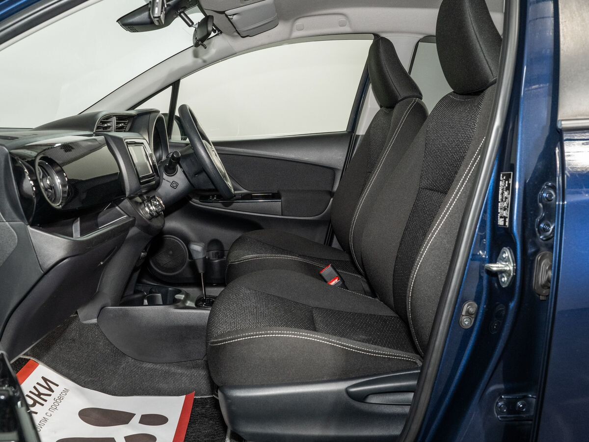 Toyota Vitz 2019 - фото автомобиля