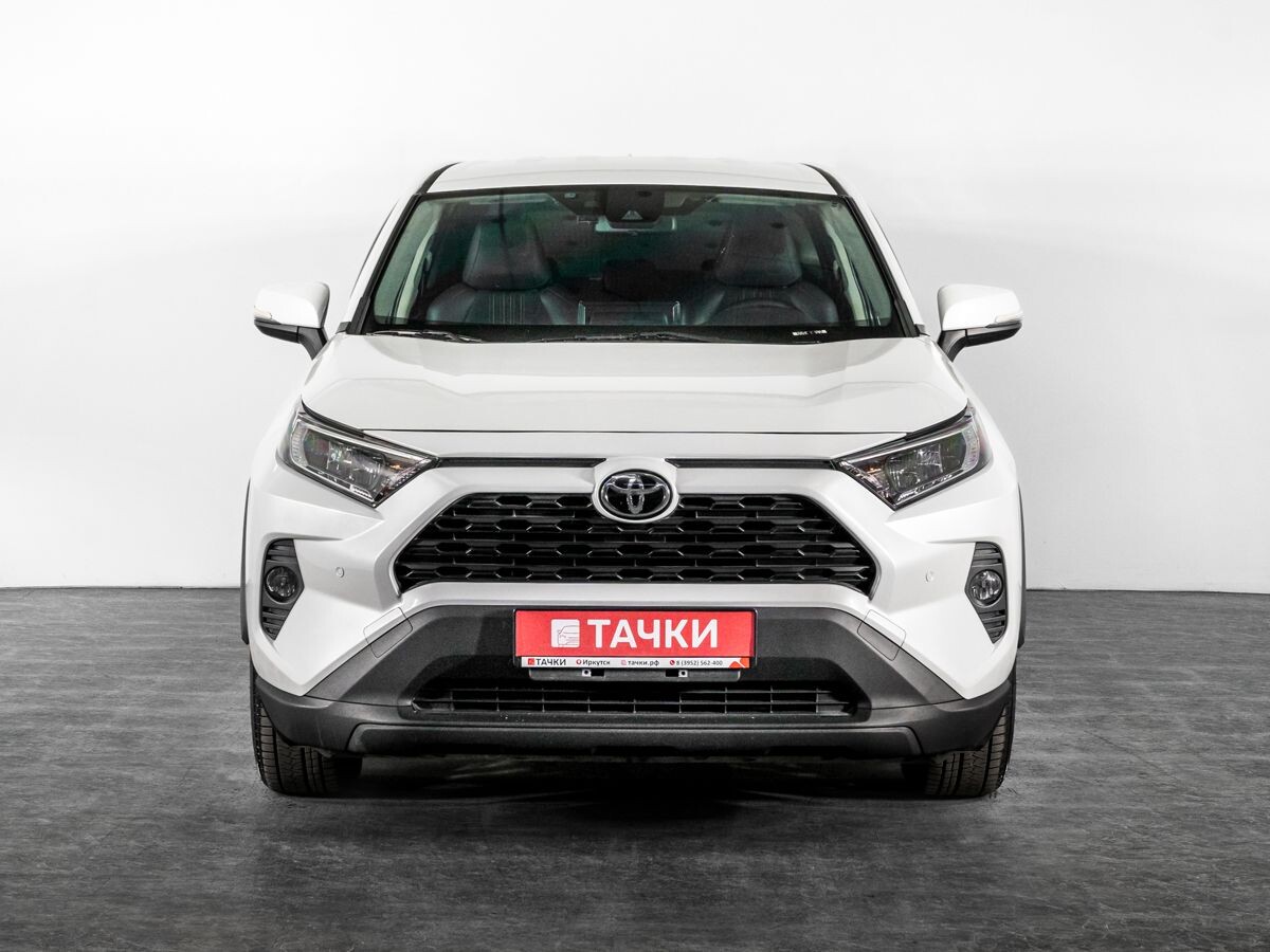 Toyota RAV4 2021 - фото автомобиля