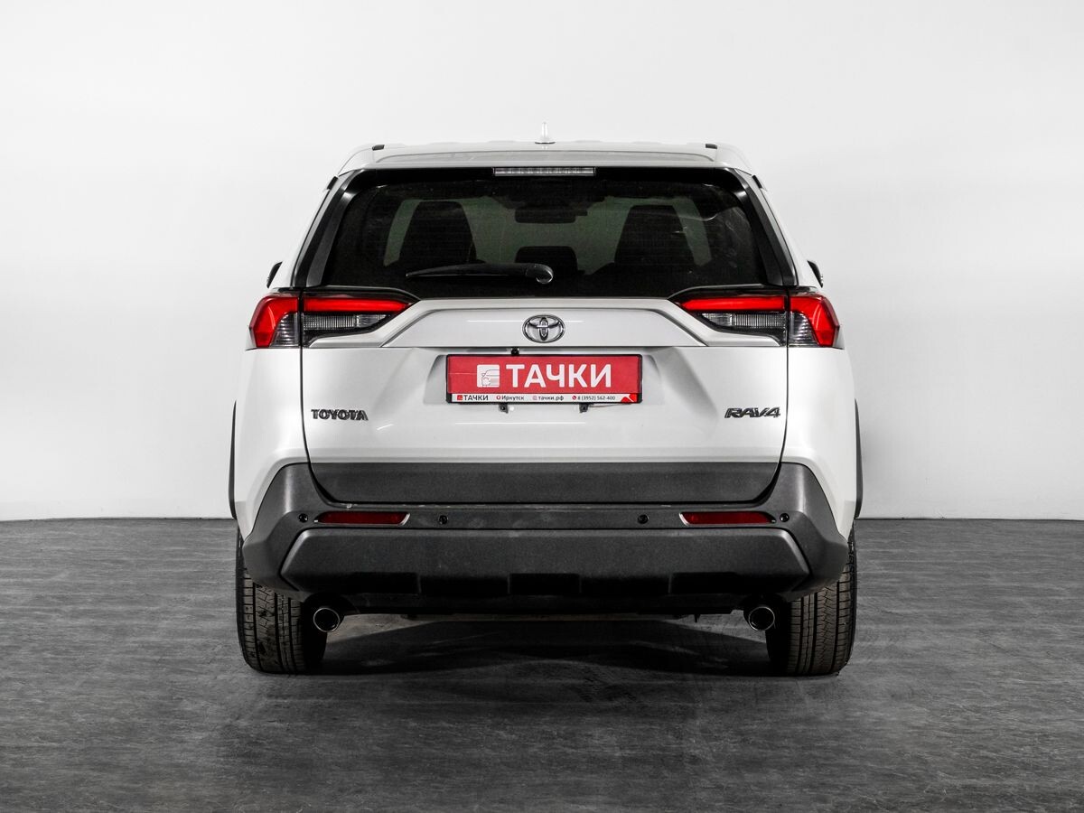 Toyota RAV4 2021 - фото автомобиля