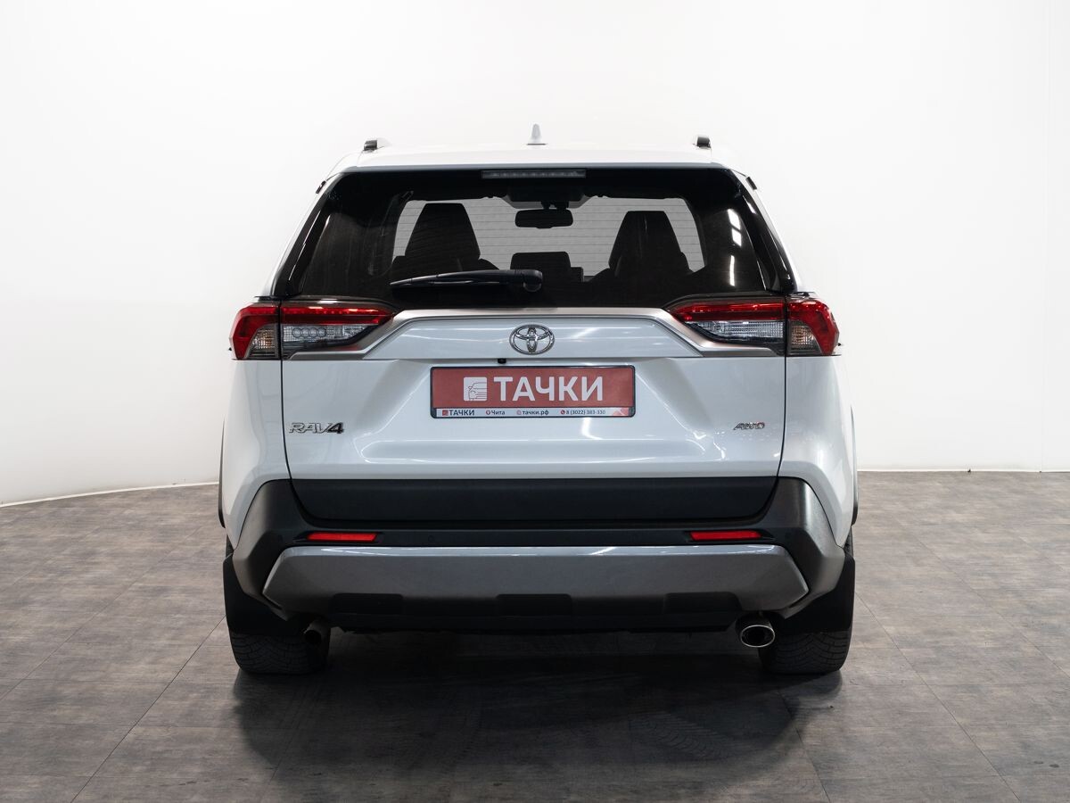 Toyota RAV4 2020 - фото автомобиля