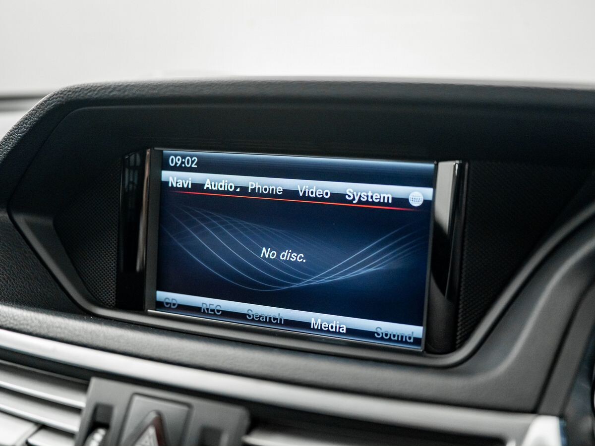 Mercedes-Benz E-Класс 2013 - фото автомобиля