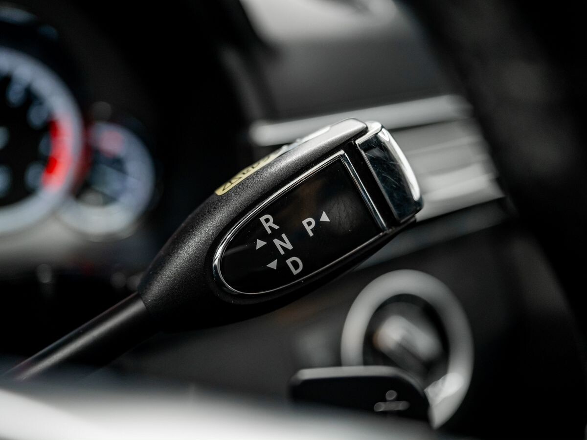 Mercedes-Benz E-Класс 2013 - фото автомобиля