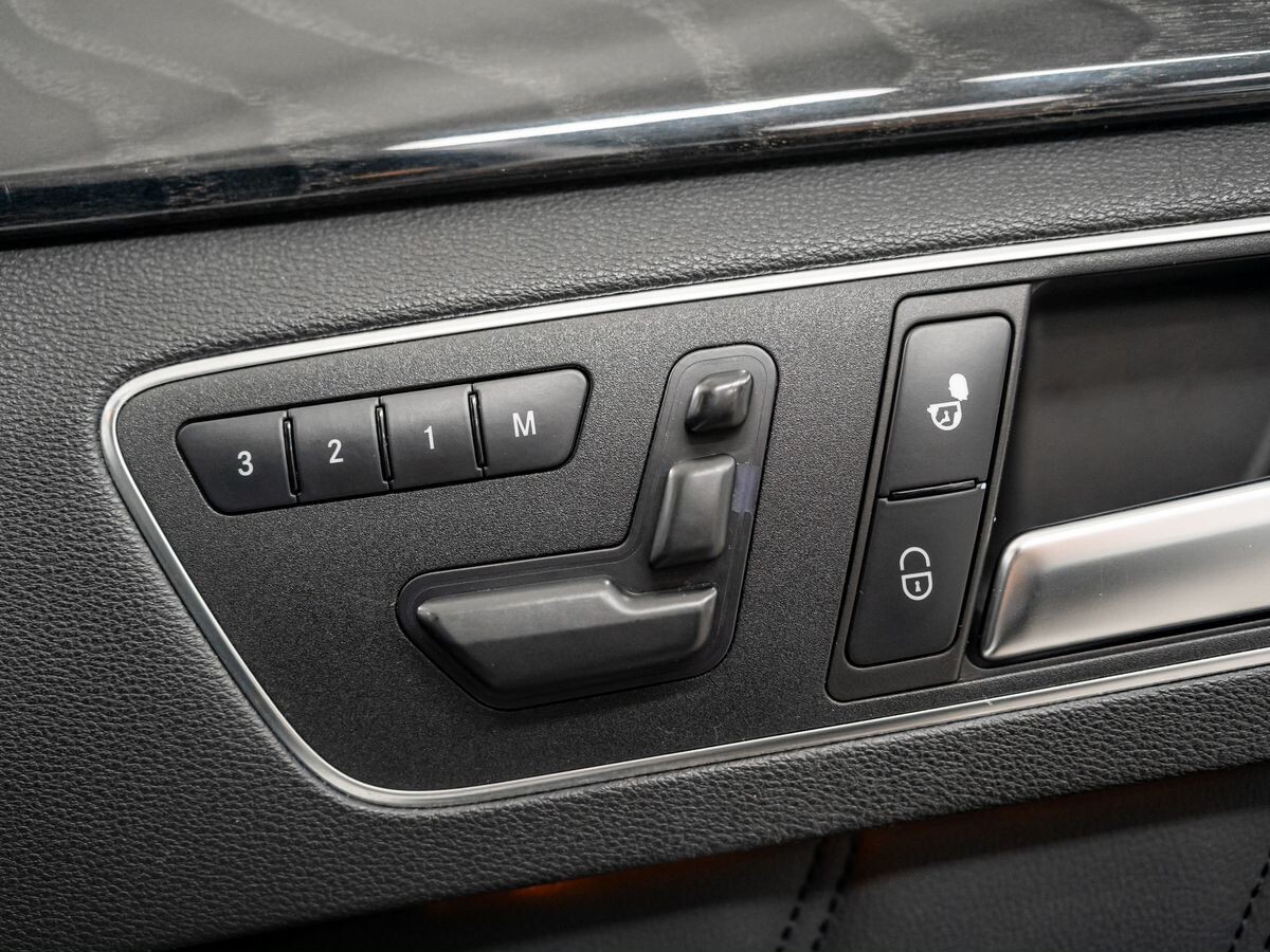 Mercedes-Benz E-Класс 2013 - фото автомобиля