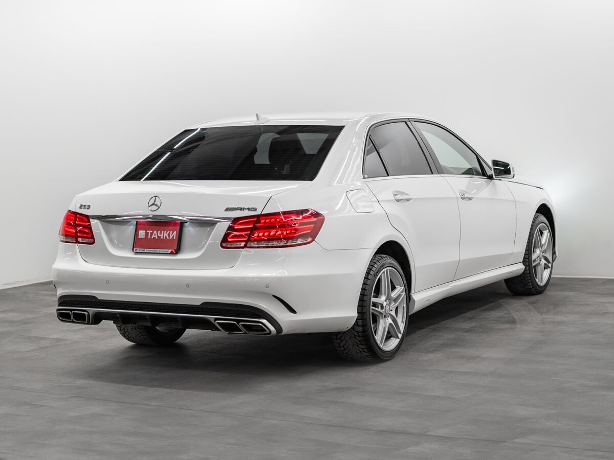 Mercedes-Benz E-Класс 2013 - фото автомобиля