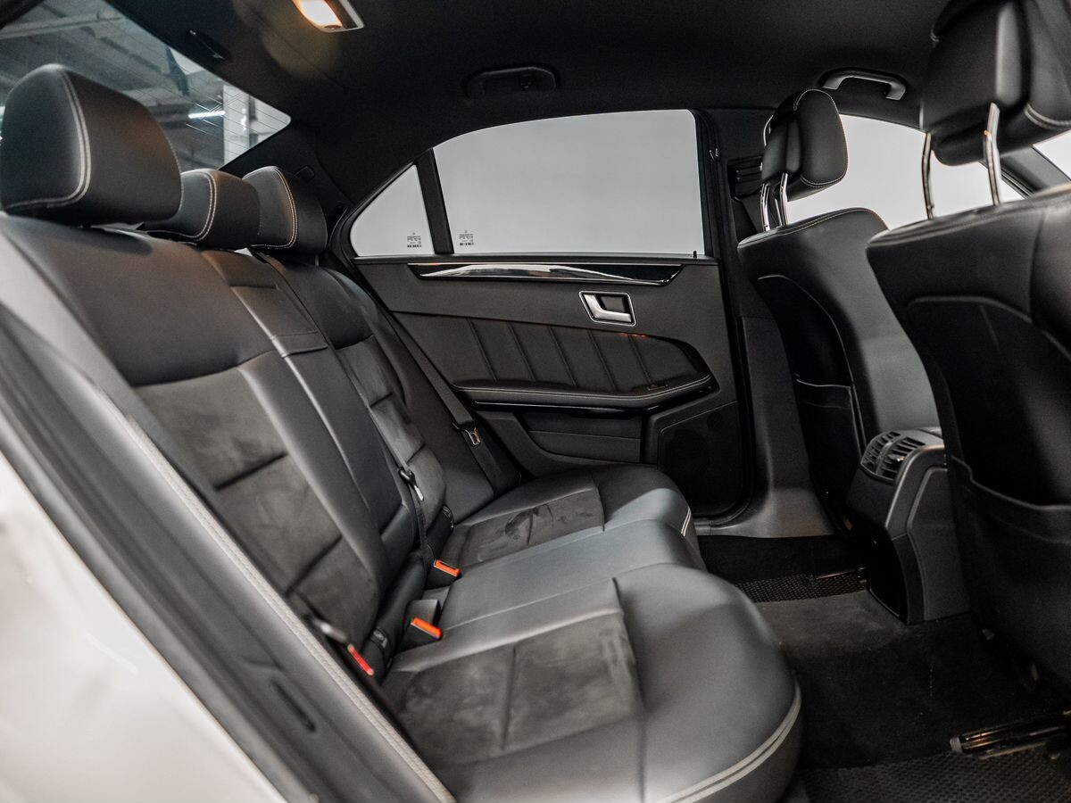 Mercedes-Benz E-Класс 2013 - фото автомобиля