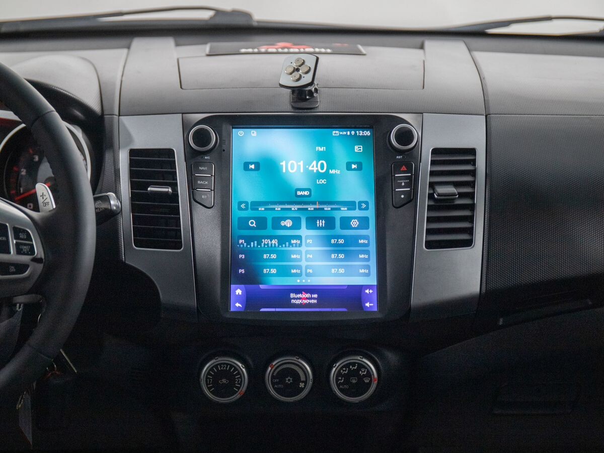 Mitsubishi Outlander 2008 - фото автомобиля