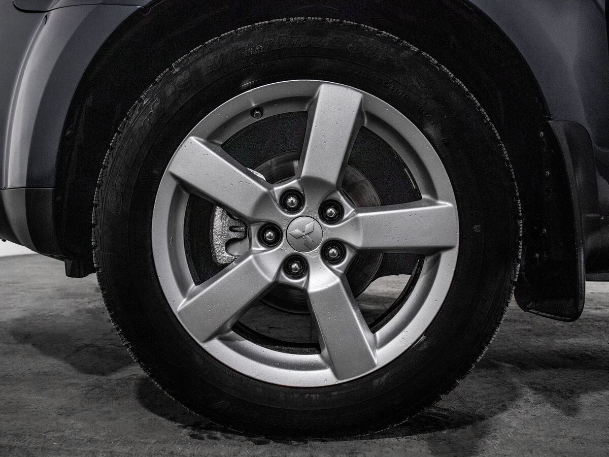 Mitsubishi Outlander 2008 - фото автомобиля