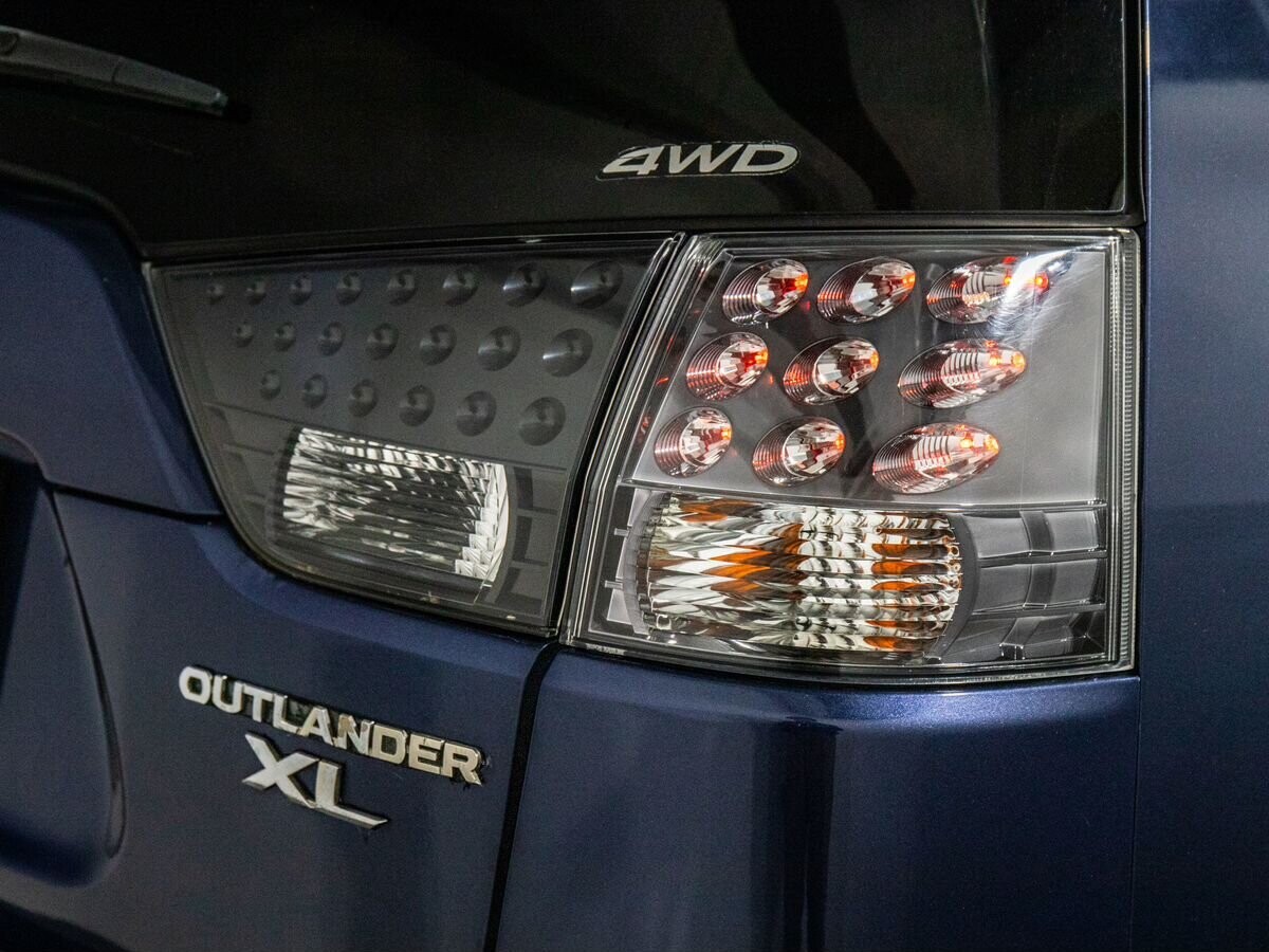 Mitsubishi Outlander 2008 - фото автомобиля