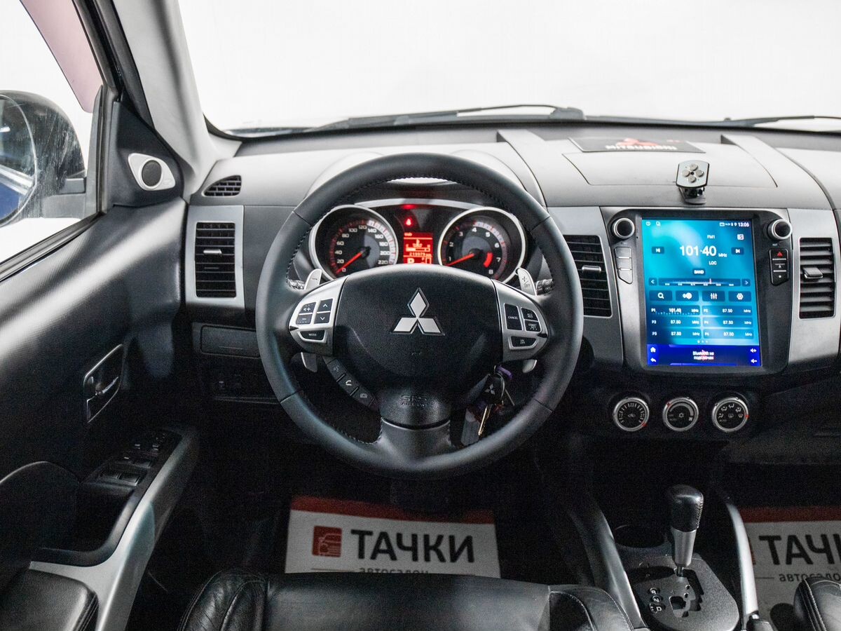 Mitsubishi Outlander 2008 - фото автомобиля