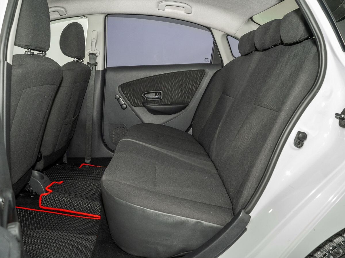 Nissan Almera 2014 - фото автомобиля