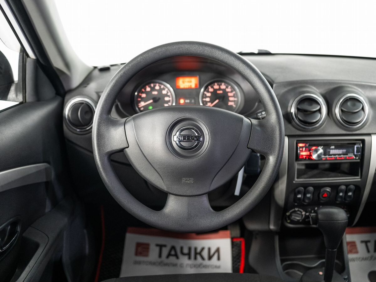 Nissan Almera 2014 - фото автомобиля