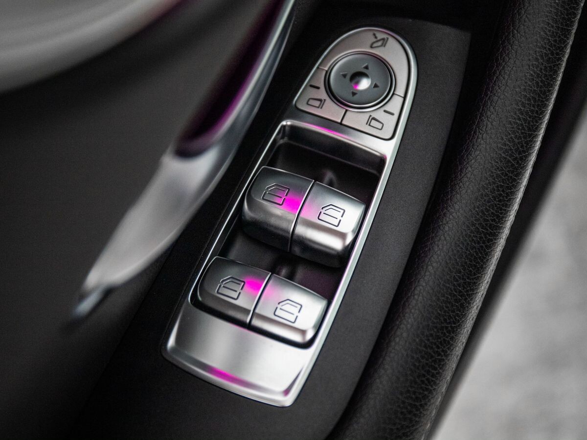 Mercedes-Benz E-Класс 2017 - фото автомобиля