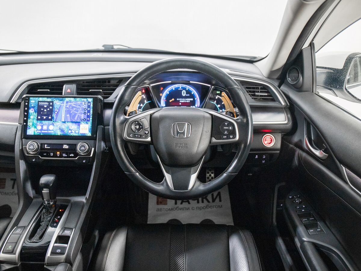 Honda Civic 2018 - фото автомобиля