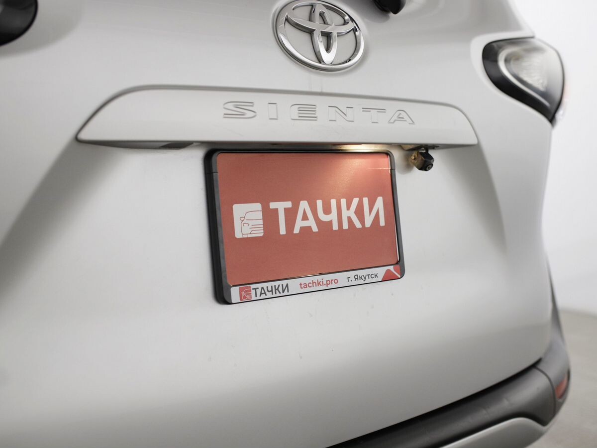 Toyota Sienta 2019 - фото автомобиля