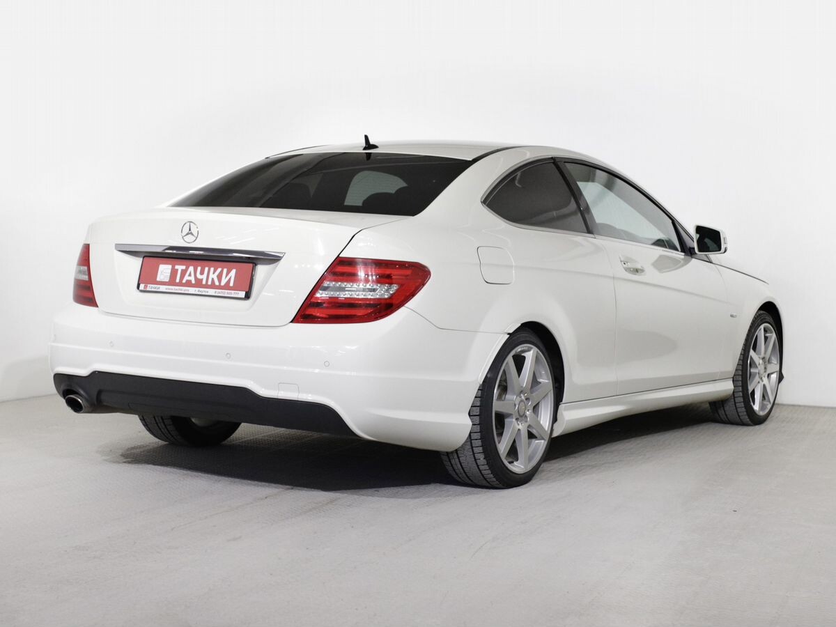 Mercedes-Benz C-Класс 2012 - фото автомобиля