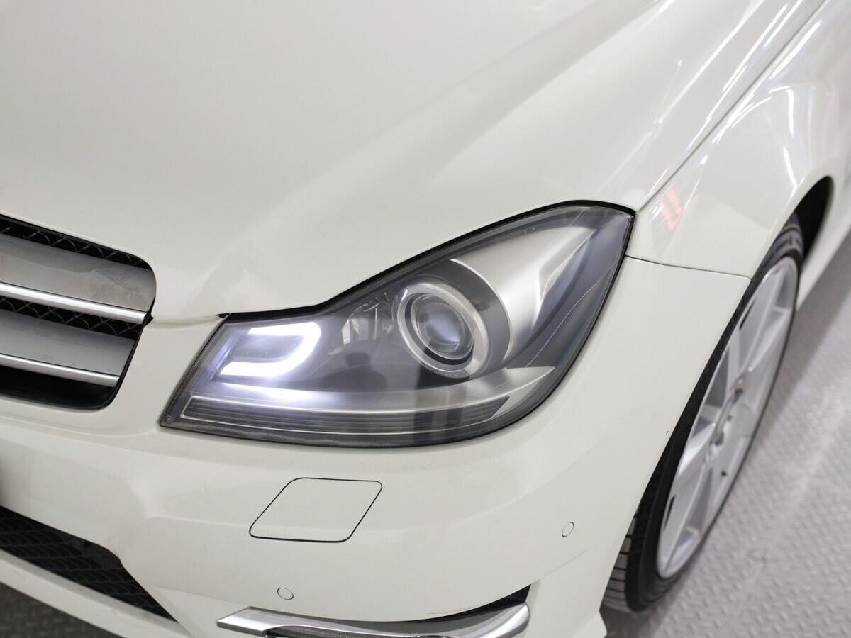 Mercedes-Benz C-Класс 2012 - фото автомобиля