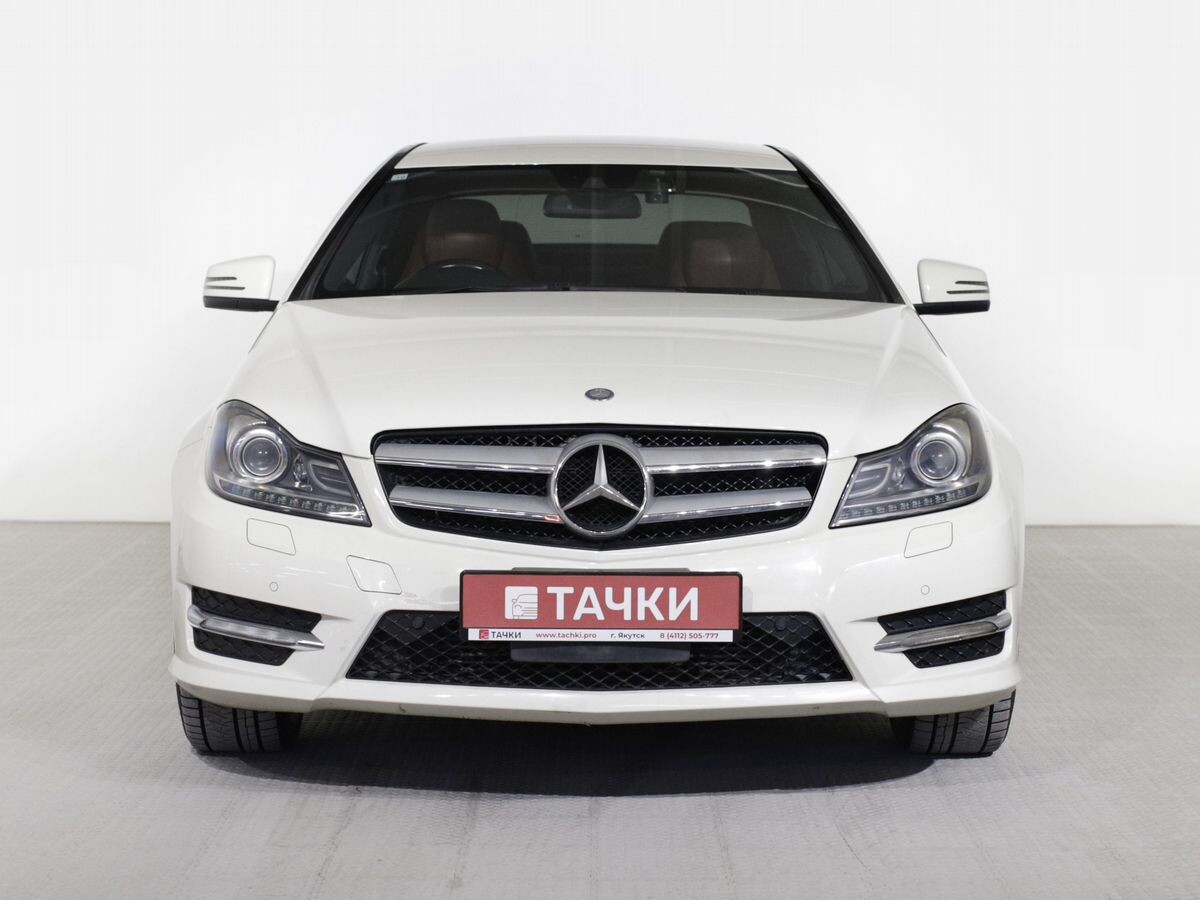 Mercedes-Benz C-Класс 2012 - фото автомобиля