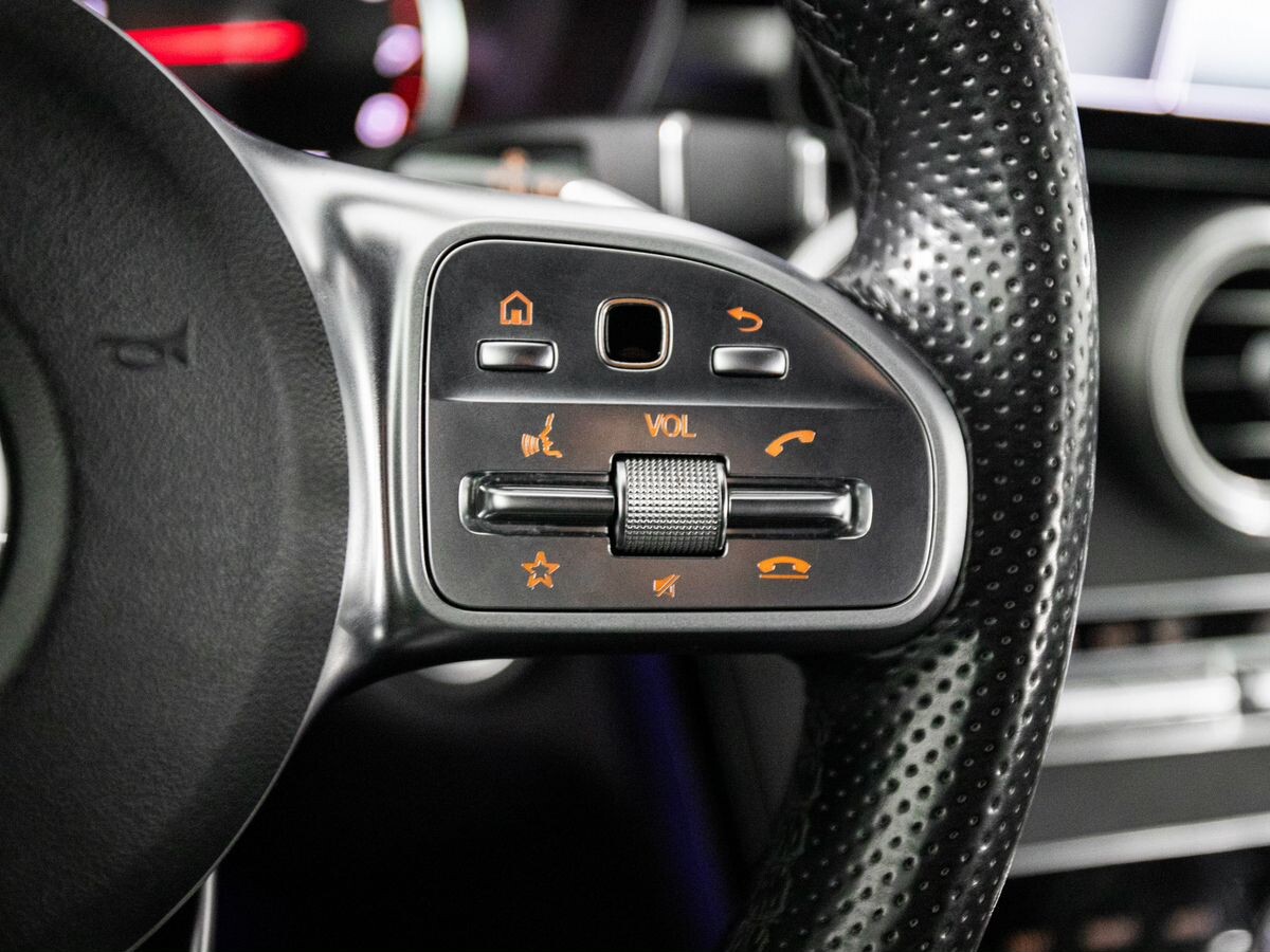 Mercedes-Benz C-Класс 2019 - фото автомобиля