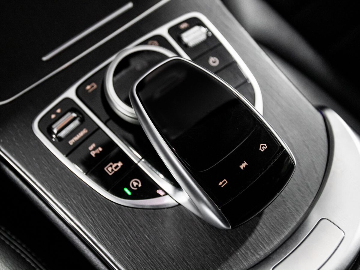 Mercedes-Benz C-Класс 2019 - фото автомобиля