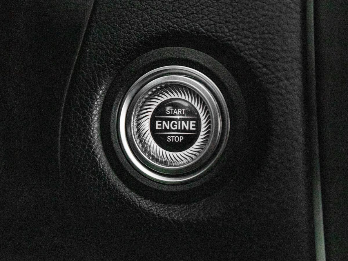 Mercedes-Benz C-Класс 2019 - фото автомобиля