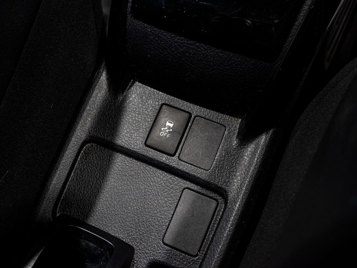 Toyota Corolla 2013 - фото автомобиля