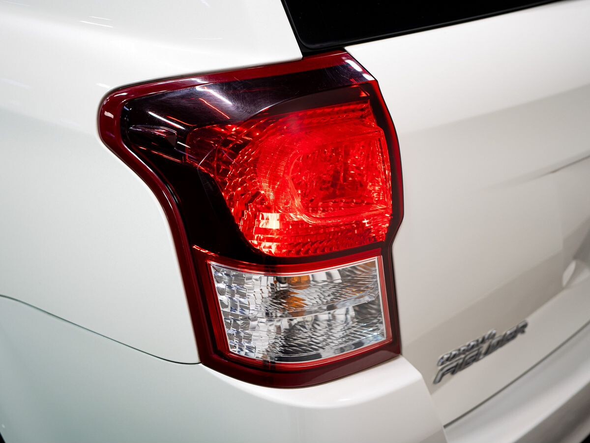 Toyota Corolla 2013 - фото автомобиля