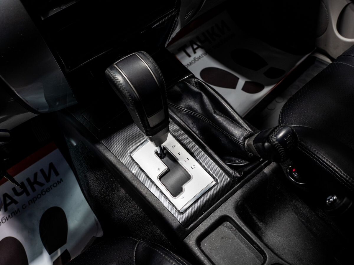 Mitsubishi Pajero Sport 2014 - фото автомобиля