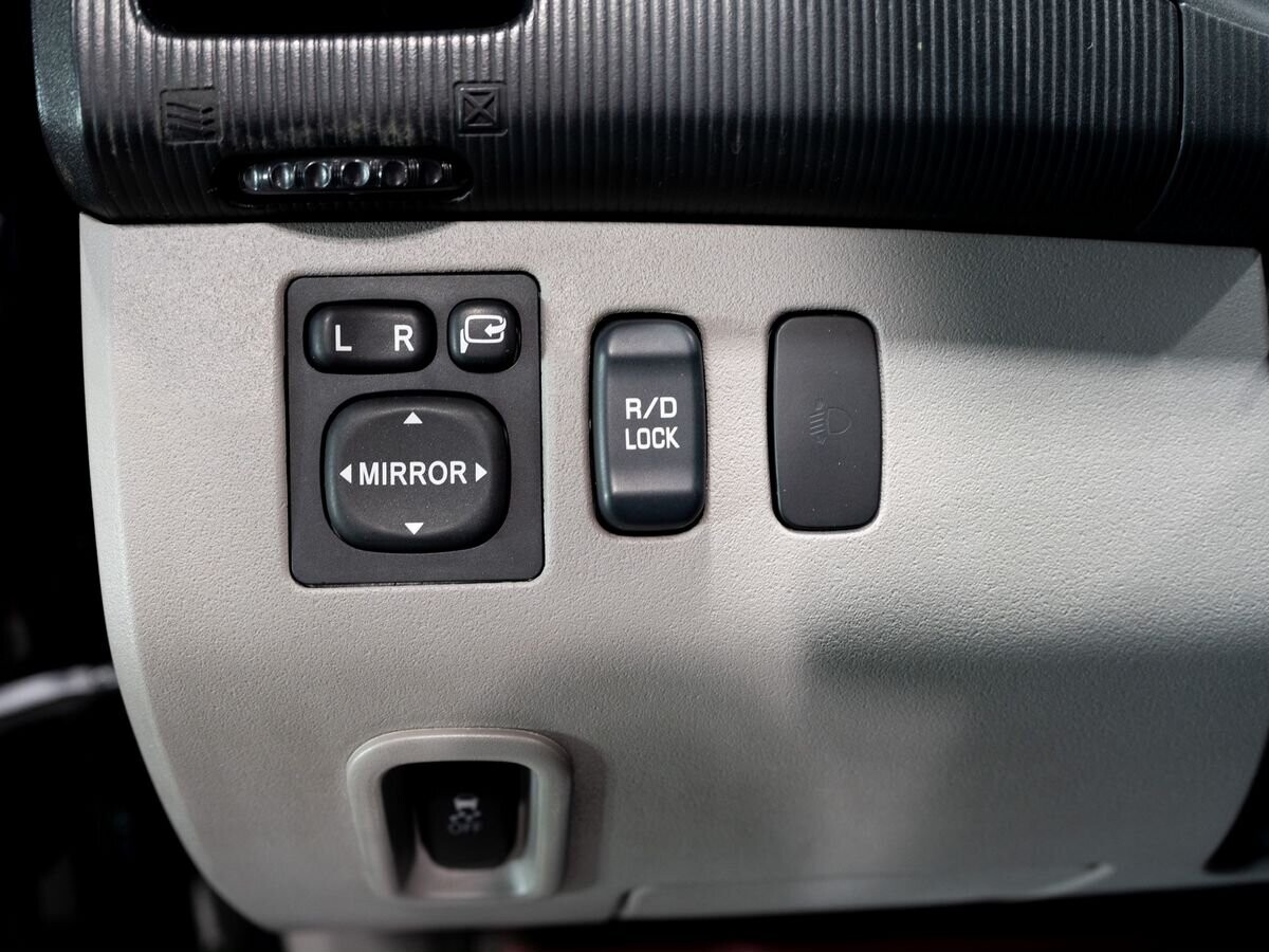 Mitsubishi Pajero Sport 2014 - фото автомобиля