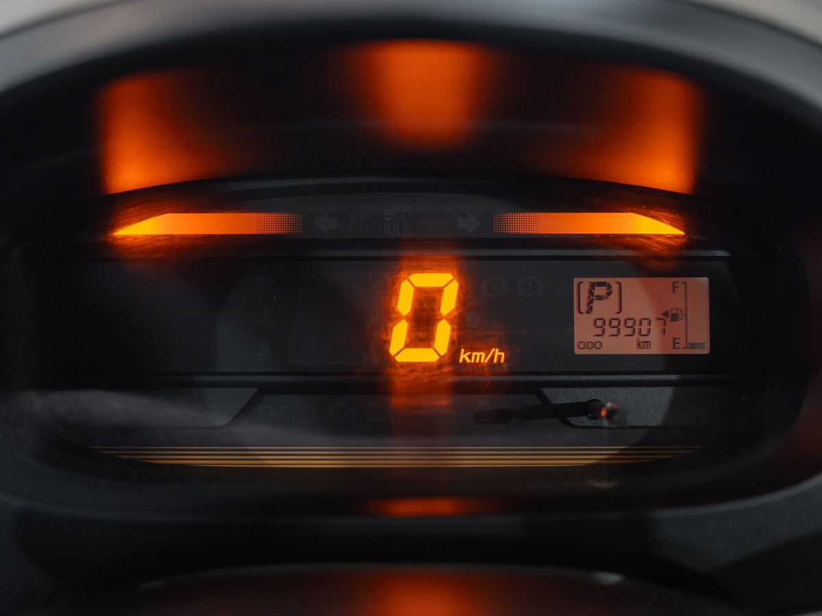 Daihatsu Mira e:S 2015 - фото автомобиля