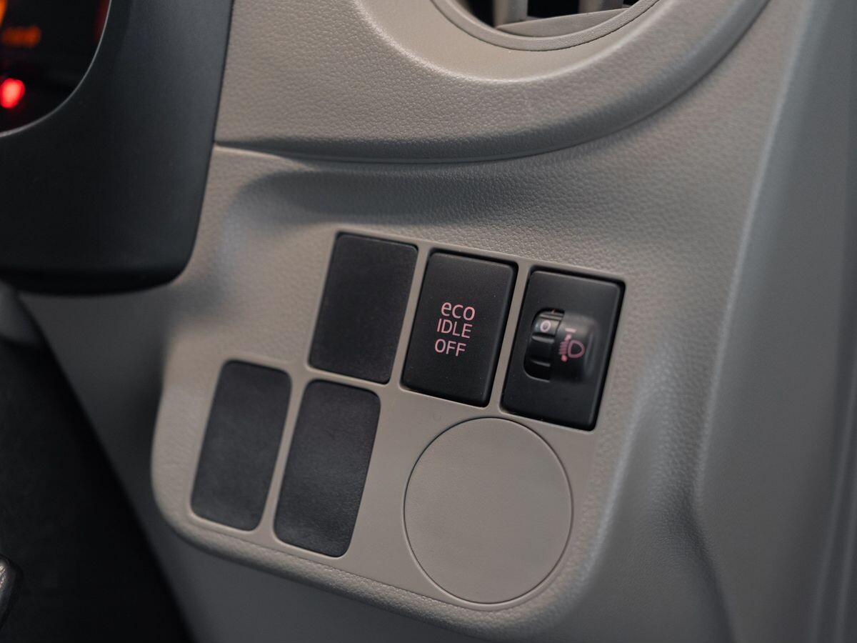 Daihatsu Mira e:S 2015 - фото автомобиля