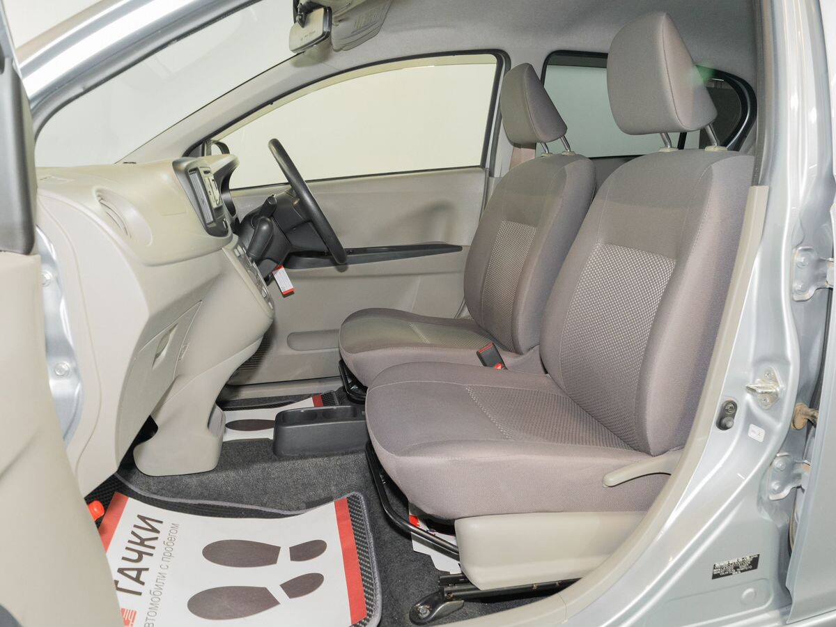 Daihatsu Mira e:S 2015 - фото автомобиля