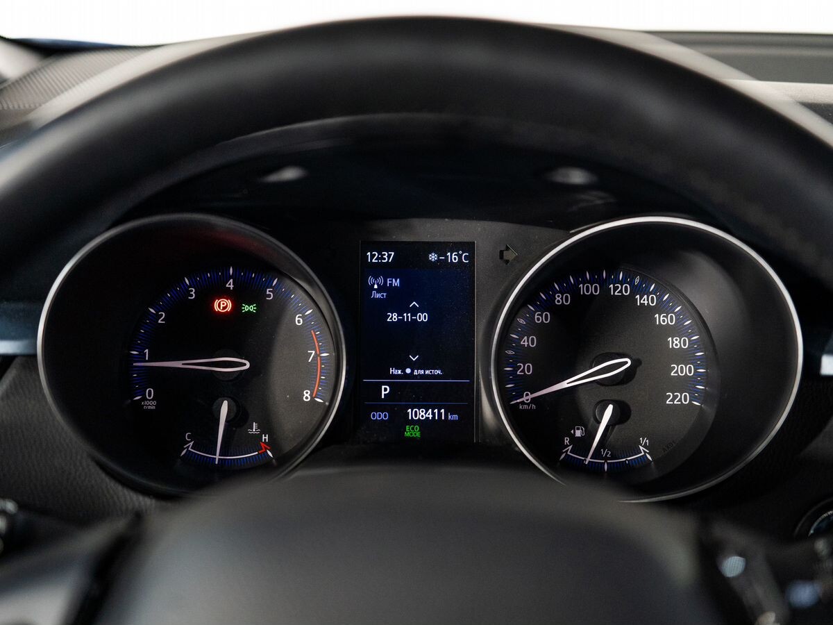 Toyota C-HR 2020 - фото автомобиля