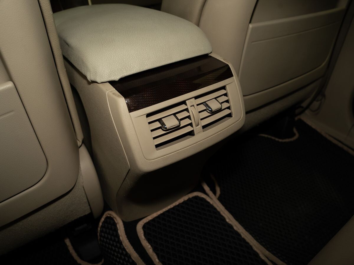 Toyota Venza 2010 - фото автомобиля