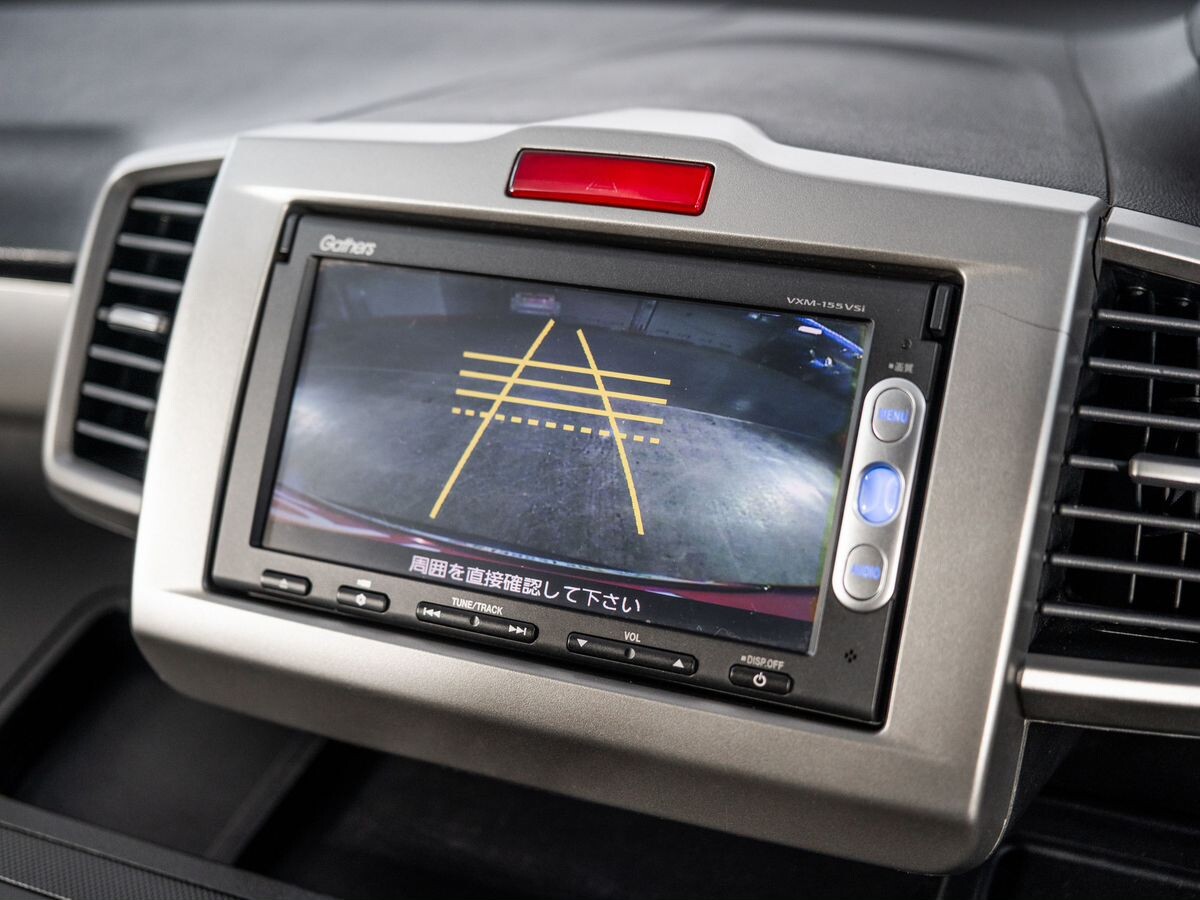 Honda Freed 2014 - фото автомобиля