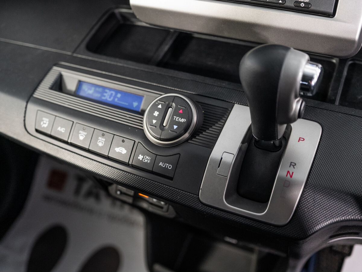 Honda Freed 2014 - фото автомобиля