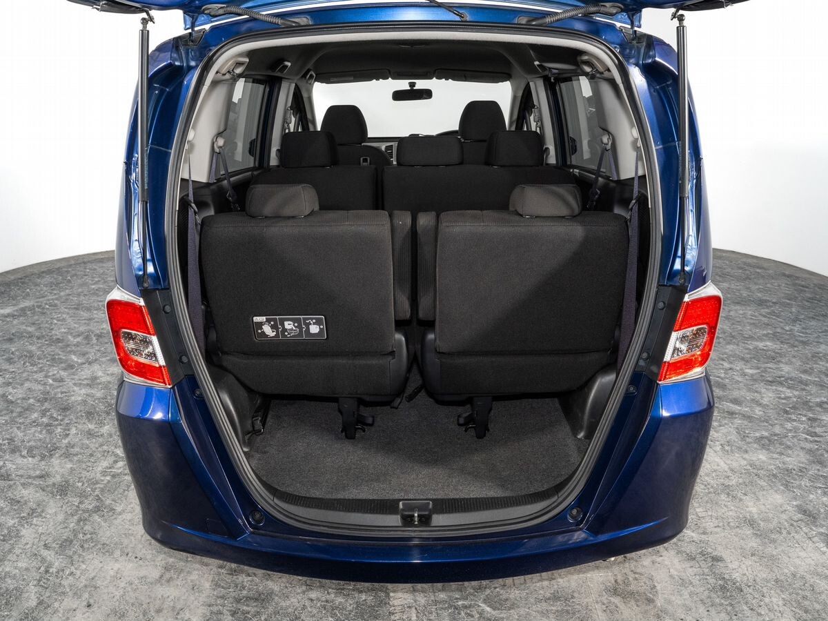Honda Freed 2014 - фото автомобиля