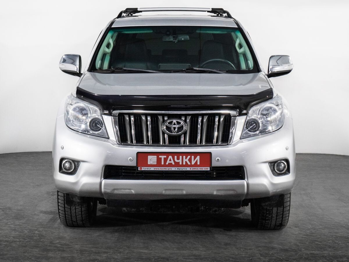 Toyota Land Cruiser Prado 2010 - фото автомобиля