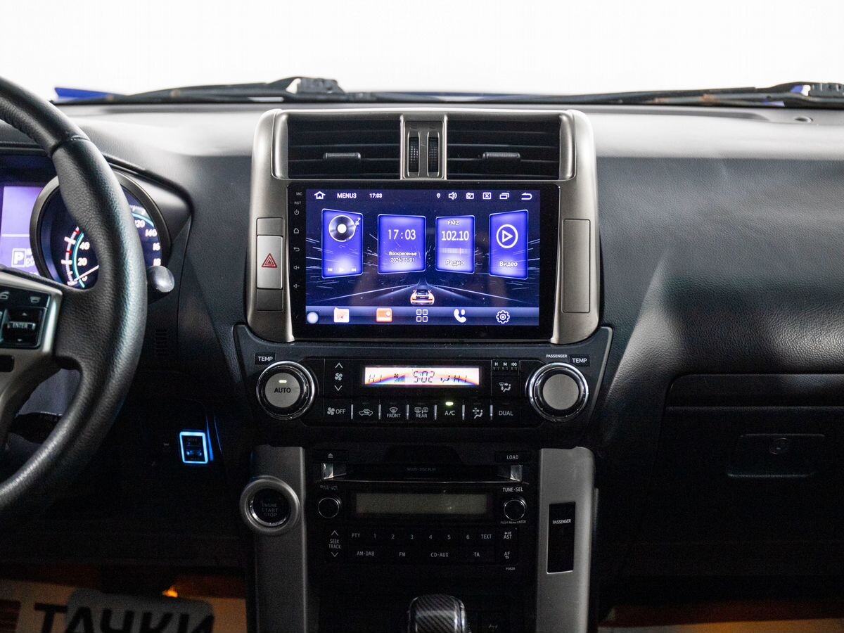 Toyota Land Cruiser Prado 2010 - фото автомобиля