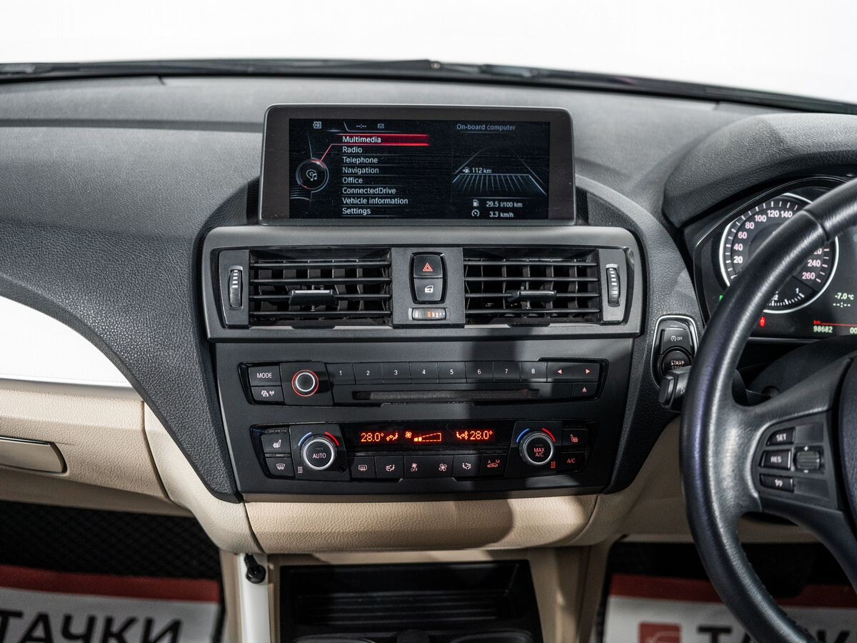 BMW 1 серии 2013 - фото автомобиля