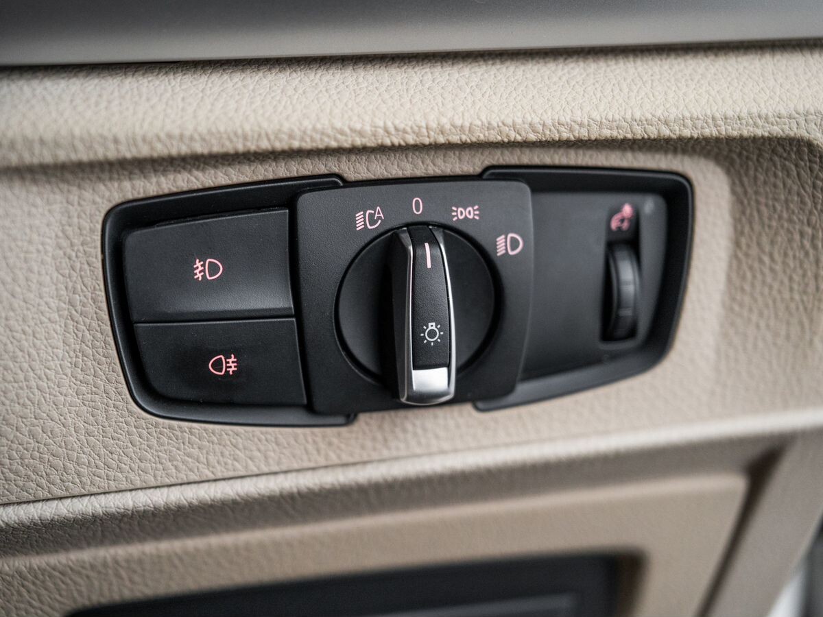 BMW 1 серии 2013 - фото автомобиля