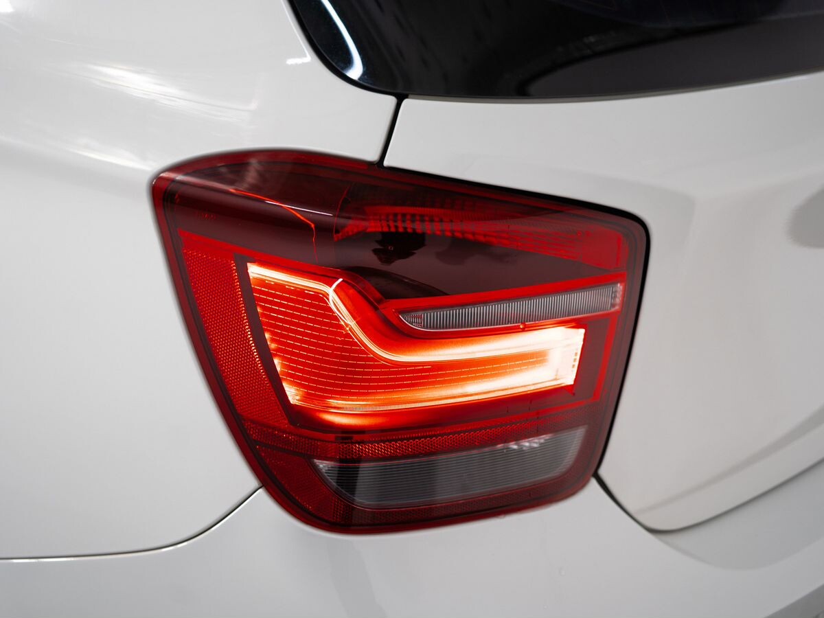 BMW 1 серии 2013 - фото автомобиля