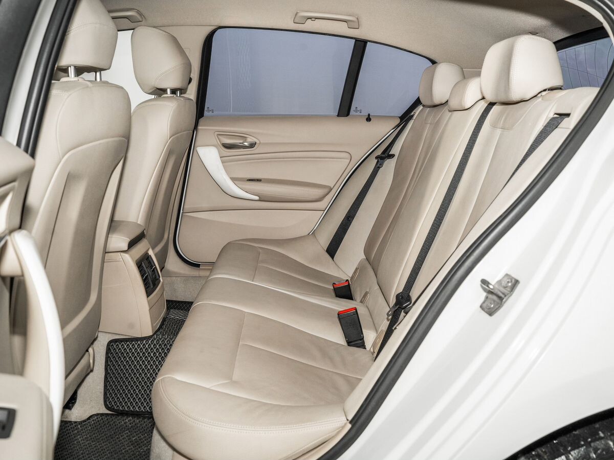 BMW 1 серии 2013 - фото автомобиля