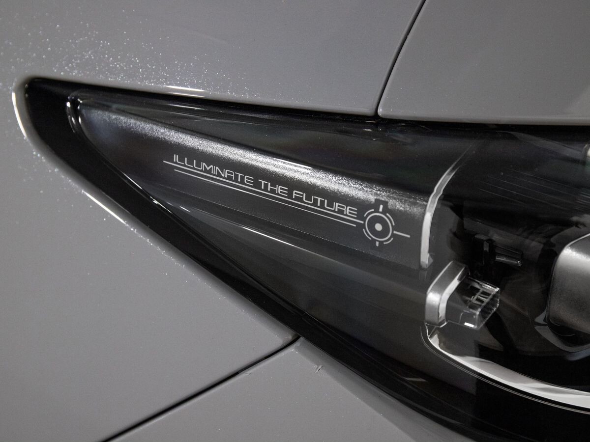 Changan UNI-K 2023 - фото автомобиля