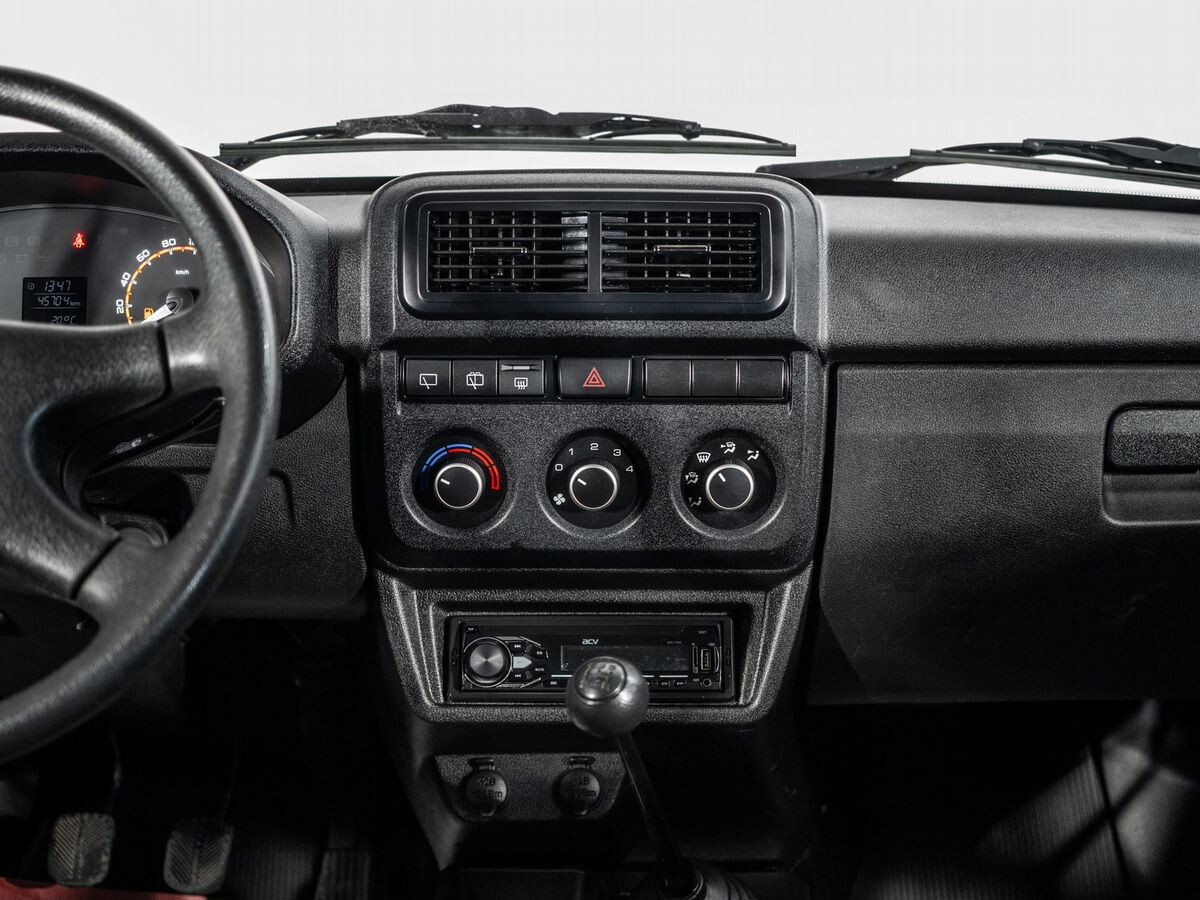 Lada (ВАЗ) 2121 (4x4) 2021 - фото автомобиля